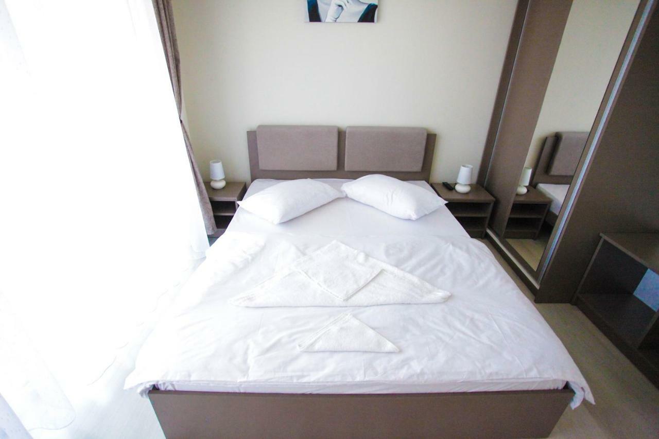 Luiza Apartament - Bavaro Residence - Mamaia Nord 那沃达利 外观 照片